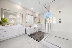 126 Scale, Irvine, CA 92618 - Photo 23