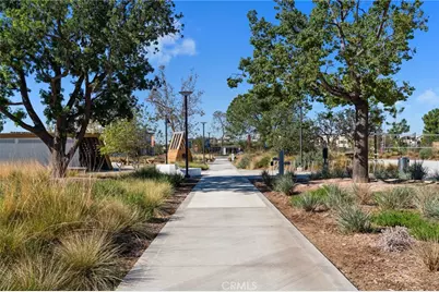 126 Scale, Irvine, CA 92618 - Photo 47