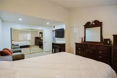 10805 Westminster, Garden Grove, CA 92843 - Photo 23