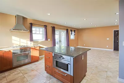 1014 Sheffield, Santa Ana, CA 92703 - Photo 5