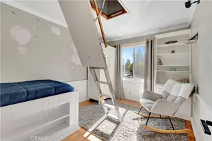 107 Yorktown Ln, Costa Mesa, CA 92626 - Photo 21