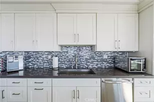 230 Lille Ln, Newport Beach, CA 92663 - Photo 17