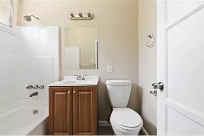 8113 Noble, Panorama City, CA 91402 - Photo 27