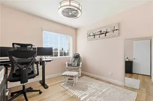 31981 Lazy Glen Ln, Trabuco Canyon, CA 92679 - Photo 19