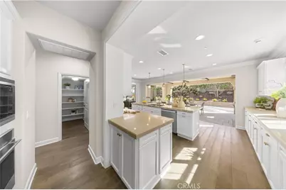 71 Clocktower, Irvine, CA 92620 - Photo 19