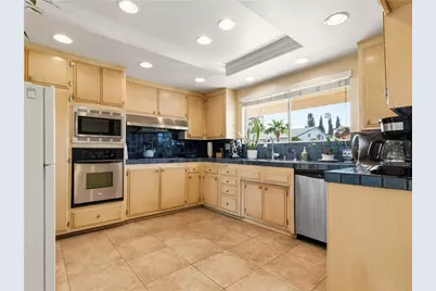 16445 Roca Drive, San Diego, CA 92128 - Photo 15