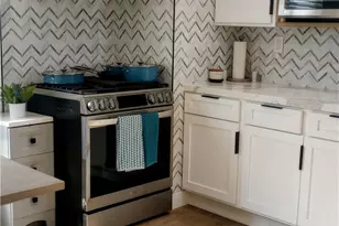 16276 Pacific Cir, Huntington Beach, CA 92649 - Photo 13