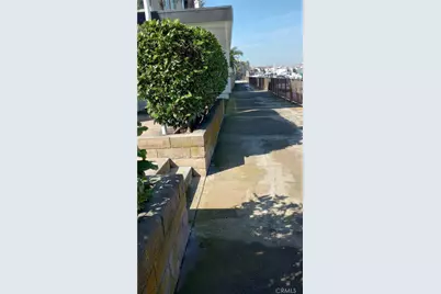 16276 Pacific Circle #B, Huntington Beach, CA 92649 - Photo 37