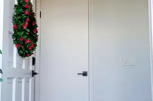 16276 Pacific Cir, Huntington Beach, CA 92649 - Photo 7