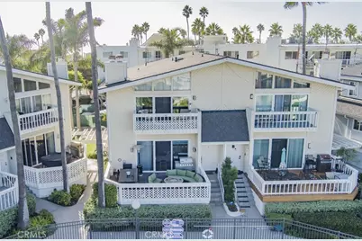 16276 Pacific Circle, Huntington Beach, CA 92649 - Photo 3