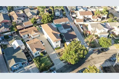 1139 E 67th Street, Inglewood, CA 90302 - Photo 13
