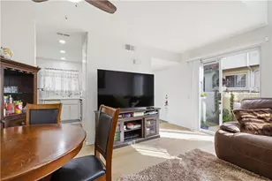 26152 Sanz, Mission Viejo, CA 92691 - Photo 3