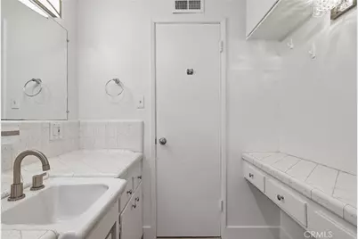 3700 S Bentley, Los Angeles, CA 90034 - Photo 19