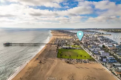 700 E Oceanfront, Newport Beach, CA 92661 - Photo 5