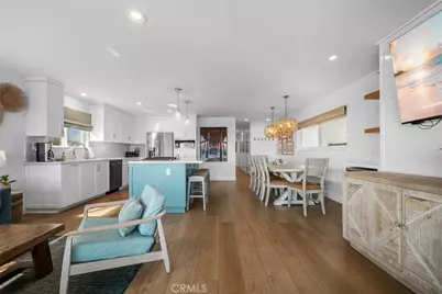 700 E Oceanfront, Newport Beach, CA 92661 - Photo 35