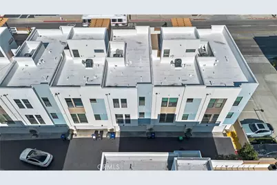 645 W 17th Street, Costa Mesa, CA 92627 - Photo 33