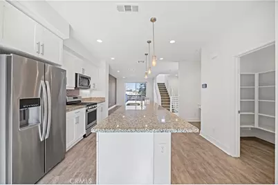 645 W 17th Street, Costa Mesa, CA 92627 - Photo 5