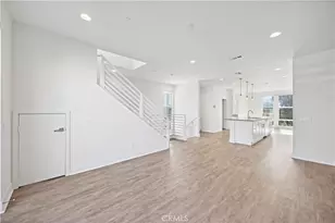 645 W 17th St, Costa Mesa, CA 92627 - Photo 11