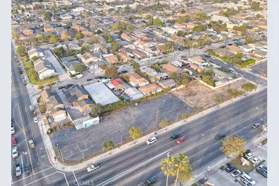 1715 W 1st, Santa Ana, CA 92703 - Photo 3