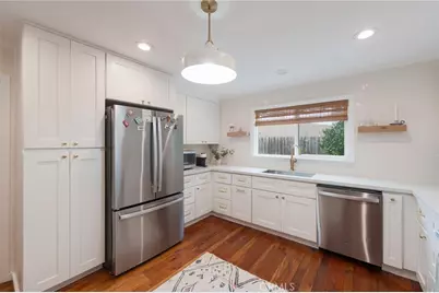 8262 Noble, Huntington Beach, CA 92647 - Photo 11