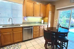 52 Danbury Ln, Irvine, CA 92618 - Photo 5