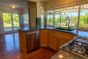 1202 Villanova Pl, Riverside, CA 92506 - Photo 9