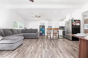 327 W Wilson, Costa Mesa, CA 92627 - Photo 5