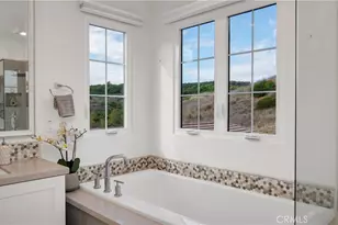 343 Paradiso, Irvine, CA 92602 - Photo 25