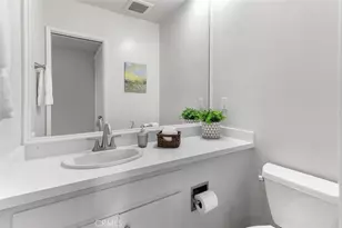 10396 Almayo Ave, Los Angeles, CA 90064 - Photo 35