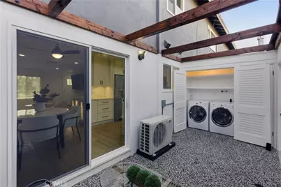 157 Yorktown, Costa Mesa, CA 92626 - Photo 17