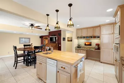 11116 Wayfield Road, Riverside, CA 92505 - Photo 17