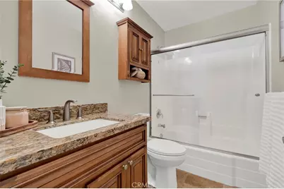 917 Helena, Costa Mesa, CA 92626 - Photo 17