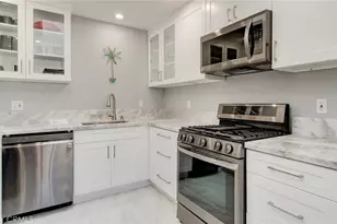 8566 Trinity Cir, Huntington Beach, CA 92646 - Photo 11