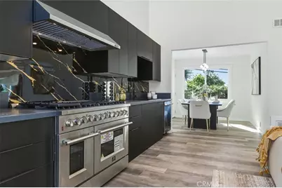 2423 Rockdell, La Crescenta, CA 91214 - Photo 9