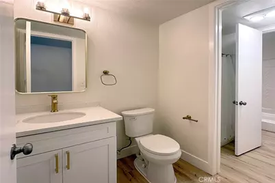 14530 Benefit #102, Sherman Oaks, CA 91403 - Photo 25