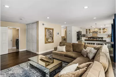 22 Hunter, Irvine, CA 92620 - Photo 19