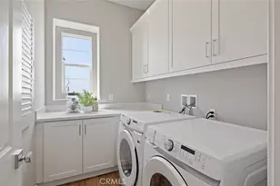 24519 Via La Sombrilla, Valencia, CA 91354 - Photo 19