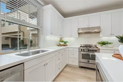 147 Excursion, Irvine, CA 92618 - Photo 9