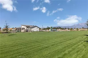 3424 E Moonstone Dr, Ontario, CA 91761 - Photo 27