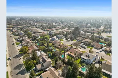 10302 Willow Bend Court, Bakersfield, CA 93312 - Photo 47