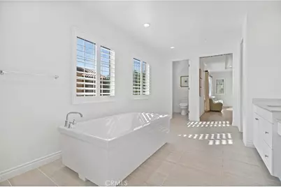 66 Poncho, Irvine, CA 92602 - Photo 33