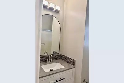 327 W Wilson #88, Costa Mesa, CA 92627 - Photo 5