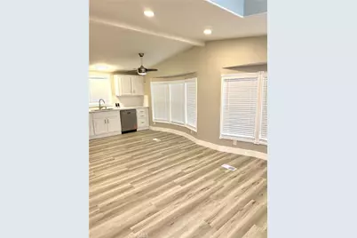 327 W Wilson #88, Costa Mesa, CA 92627 - Photo 17