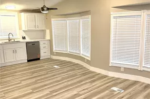 327 W Wilson, Costa Mesa, CA 92627 - Photo 17