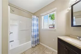 22054 Crespi St, Woodland Hills, CA 91364 - Photo 11