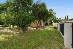 22054 Crespi St, Woodland Hills, CA 91364 - Photo 21