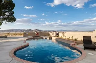30280 Bourbon Rd, Lucerne Valley, CA 92356 - Photo 9