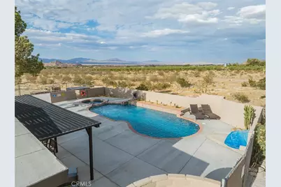 30280 Bourbon Road, Lucerne Valley, CA 92356 - Photo 3
