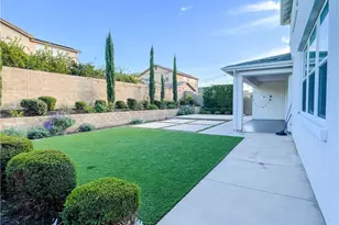 106 Aims, Irvine, CA 92618 - Photo 29