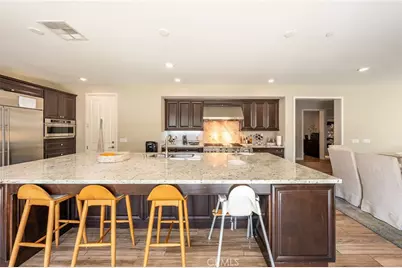 106 Aims, Irvine, CA 92618 - Photo 5